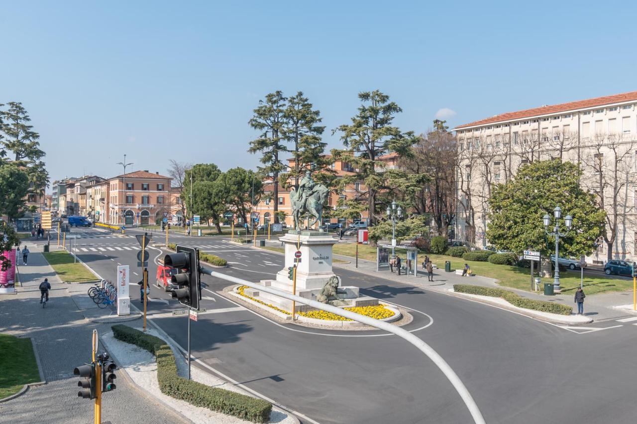 Appartamento Piazza Garibaldi - F&L Apartment Brescia Buitenkant foto